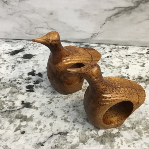 Set Of 6 Hand Craved Animal Napkin Rings - Picture 11 of 12